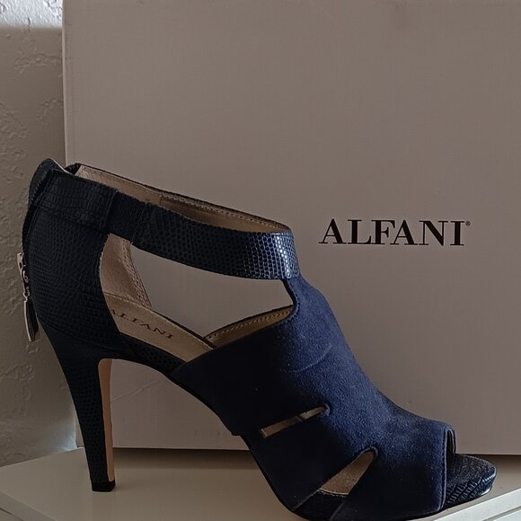 Womens Alfani Blue Open Toe Heels Sz 6.5 - Picture 3 of 3